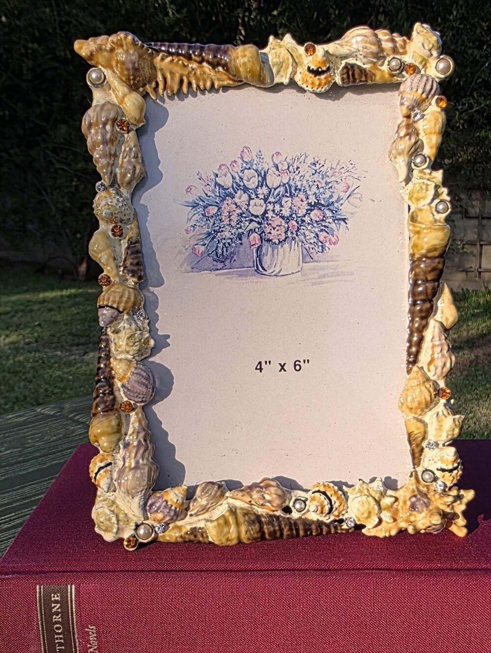 Two's Company Shell-Embellished Picture Frame in Brown and Cream